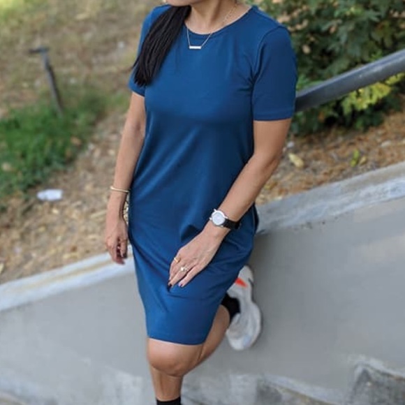 Universal Standard Dresses & Skirts - Universal Standard Halie t-shirt dress marine blue